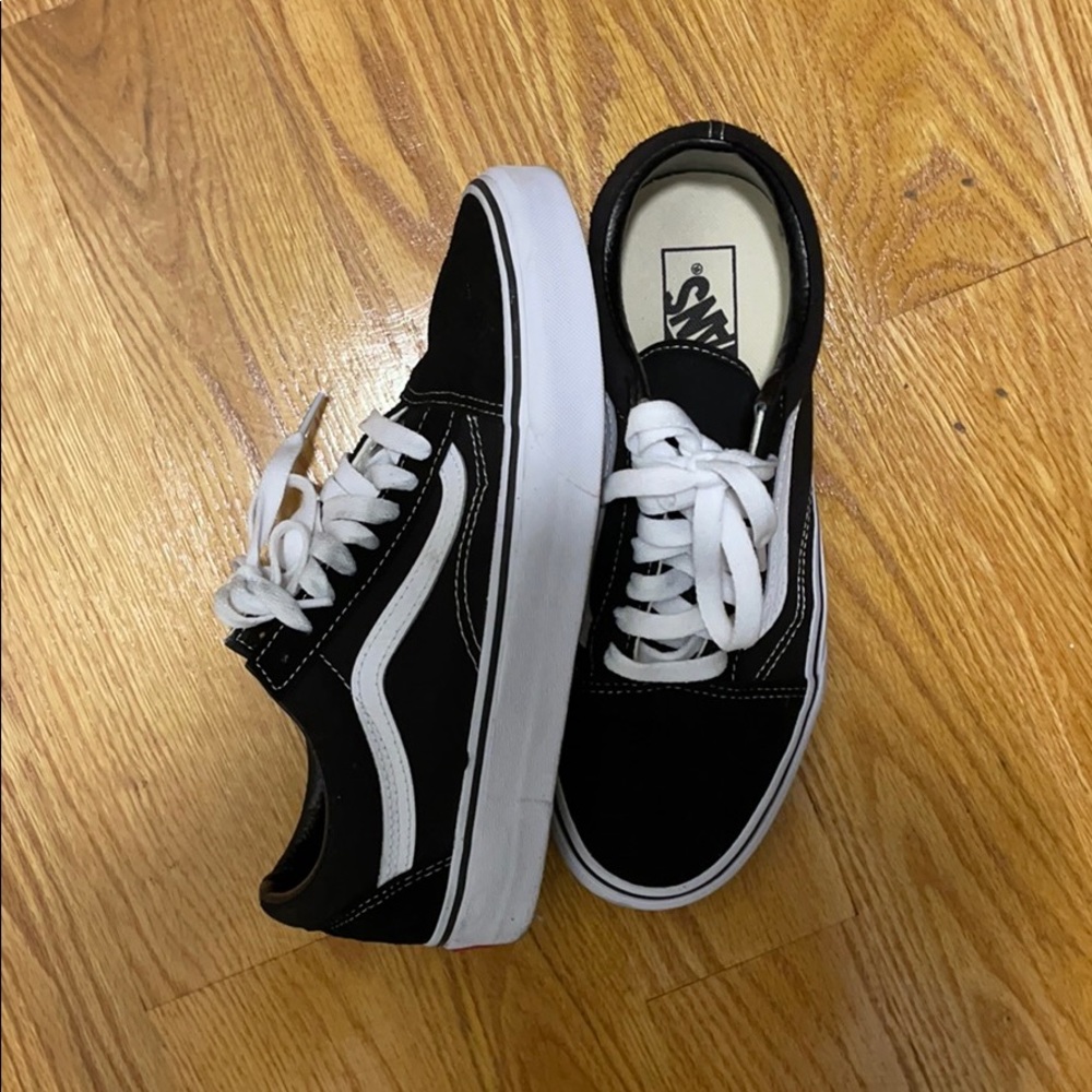 NEW black old skool vans
